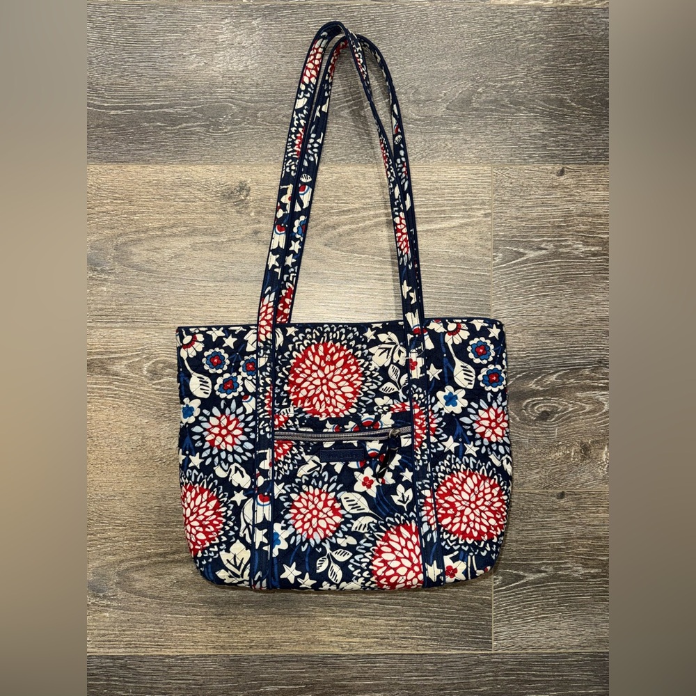 ❤️ Vera Bradley Floral Tote Bag - Navy and Red - Picture 5 of 9